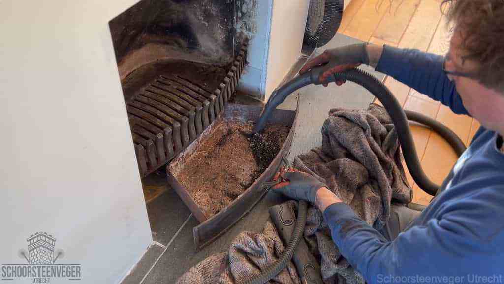 Prijs schoorsteenvegen Utrecht schouw reinigen Prijs schoorsteenvegen Utrecht schouw reinigen