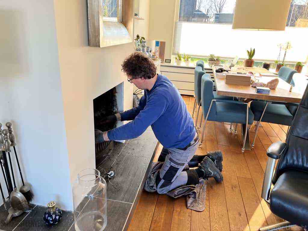 Schouwveger Utrecht kleed schoorsteenreiniger Schouwveger Utrecht kleed schoorsteenreiniger